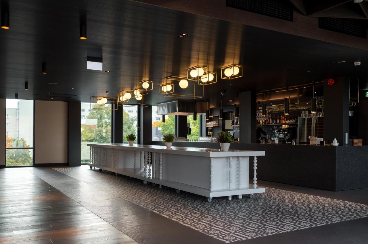 Movenpick Hotel Tallinn Bagian luar foto