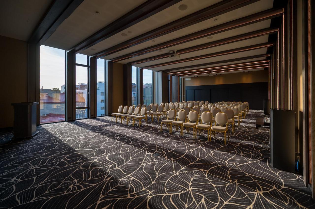 Movenpick Hotel Tallinn Bagian luar foto