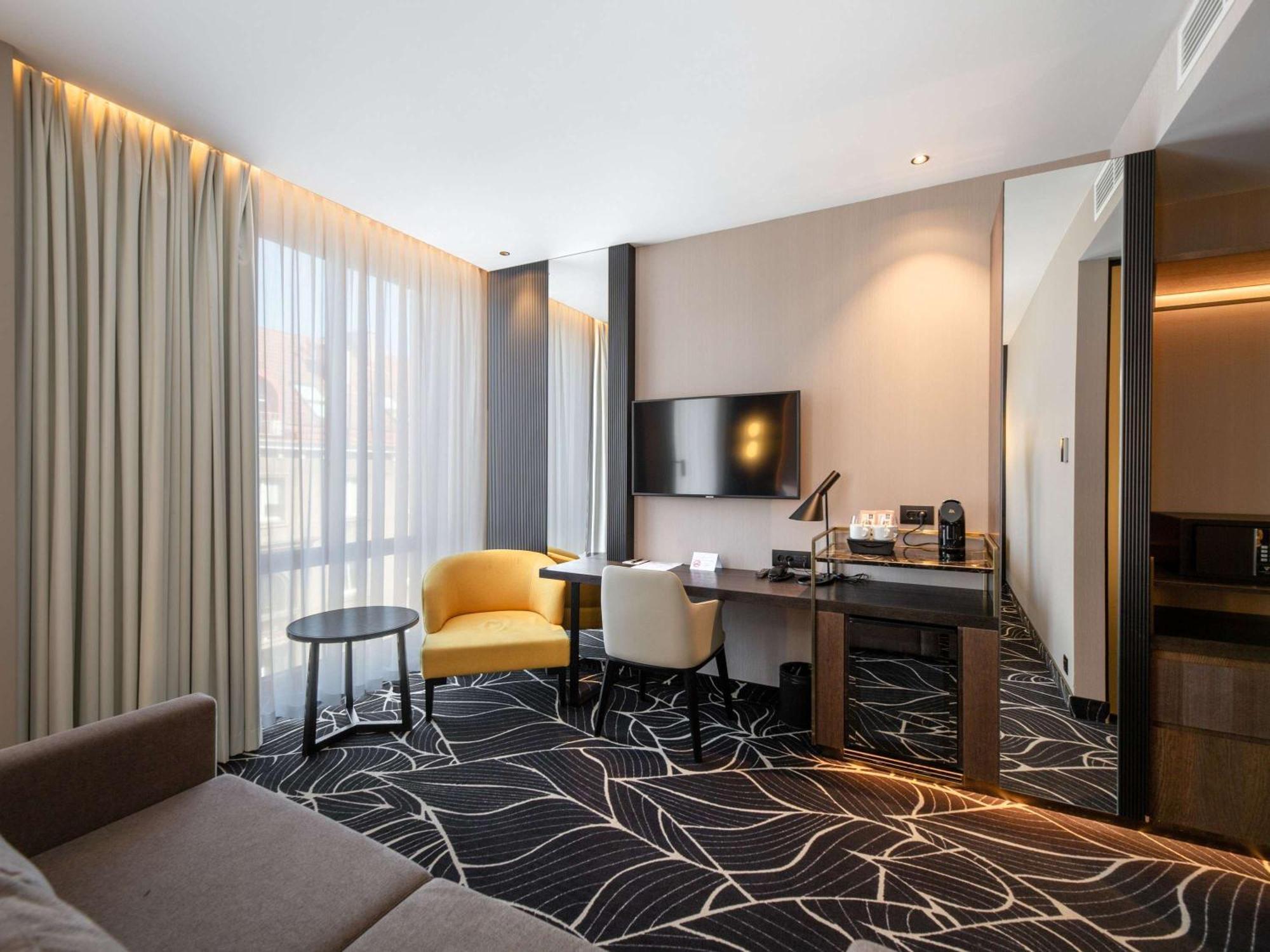 Movenpick Hotel Tallinn Bagian luar foto