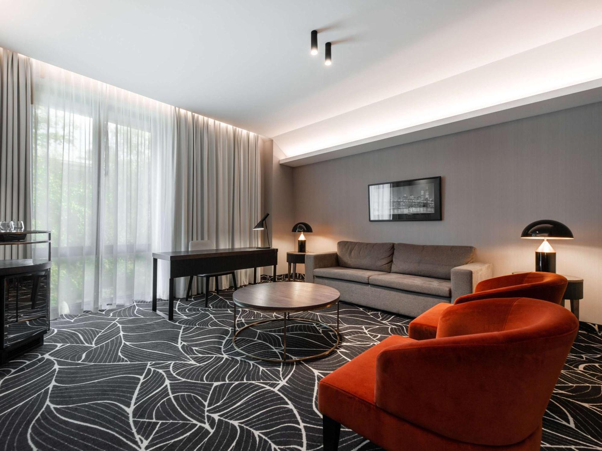 Movenpick Hotel Tallinn Bagian luar foto