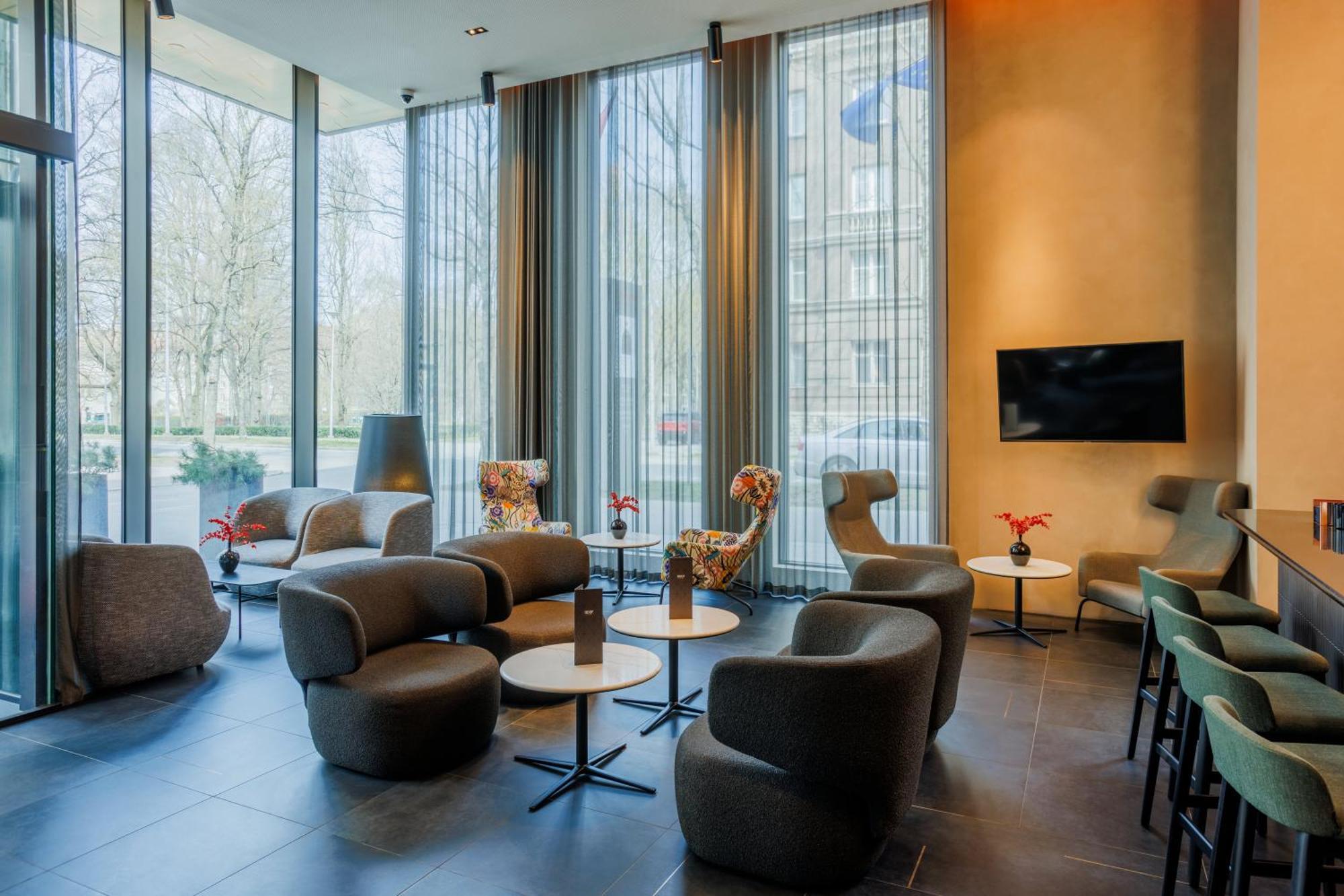 Movenpick Hotel Tallinn Bagian luar foto
