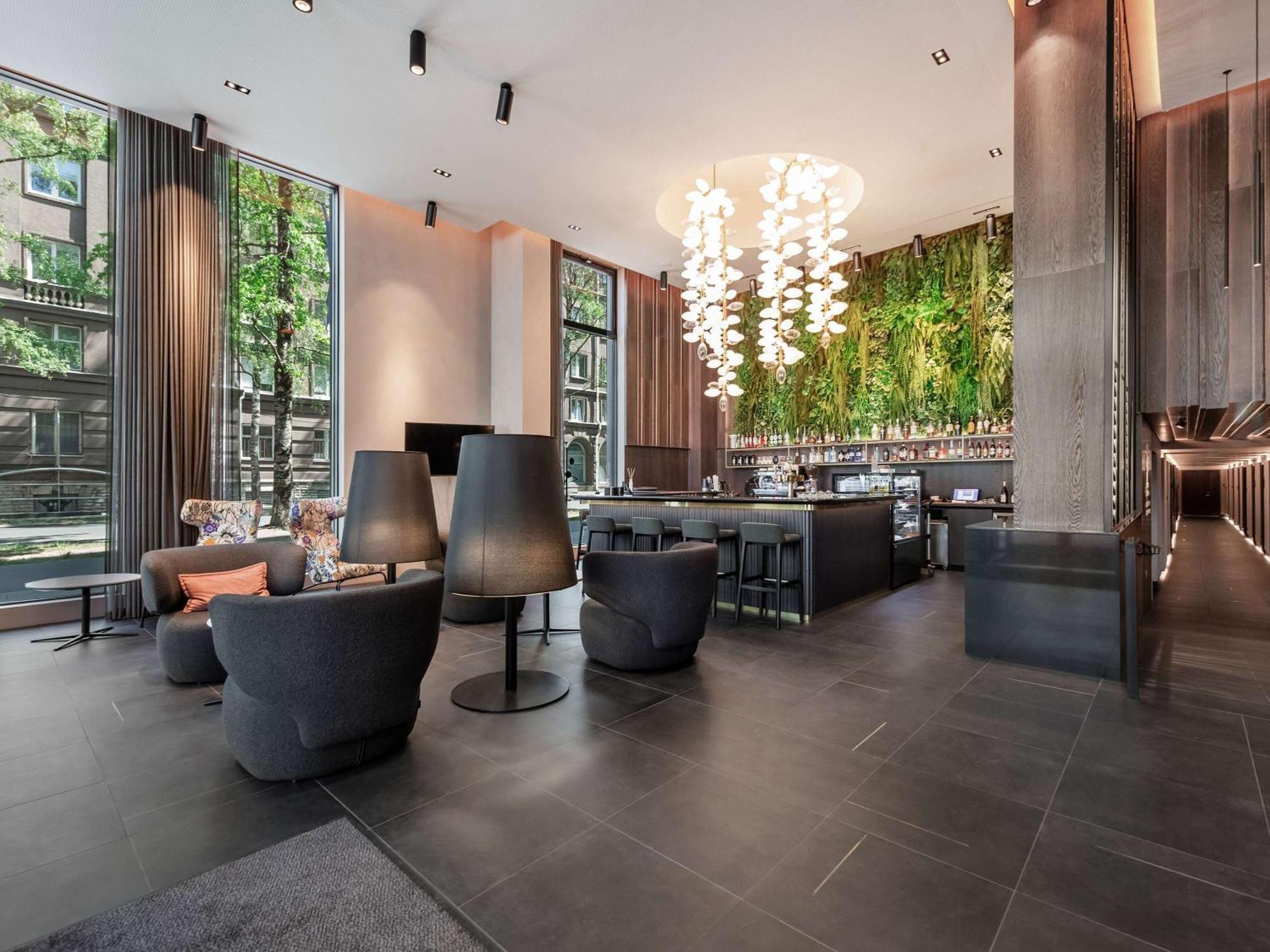 Movenpick Hotel Tallinn Bagian luar foto